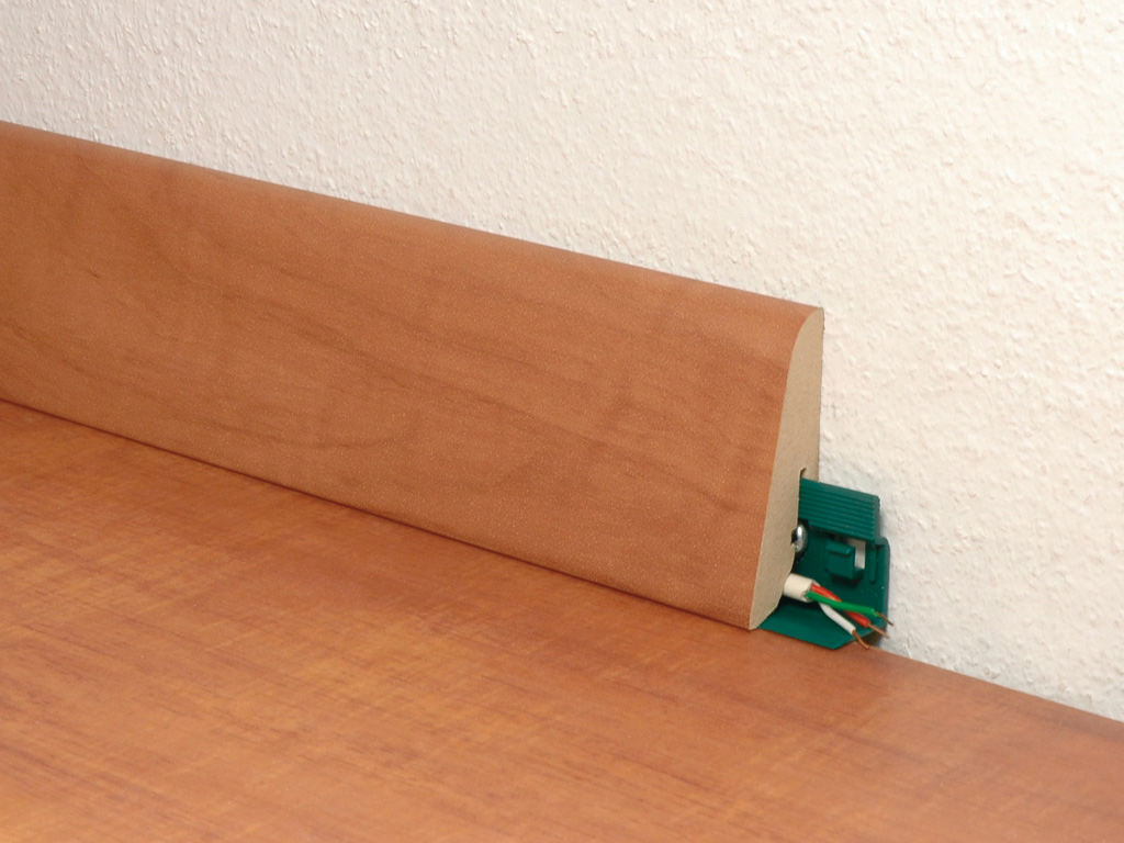 Клипсы для установки плинтуса Haro 30 штук фото в интерьере